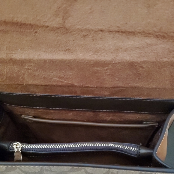 Luxury Women's Handbags - Picture 12 of 13